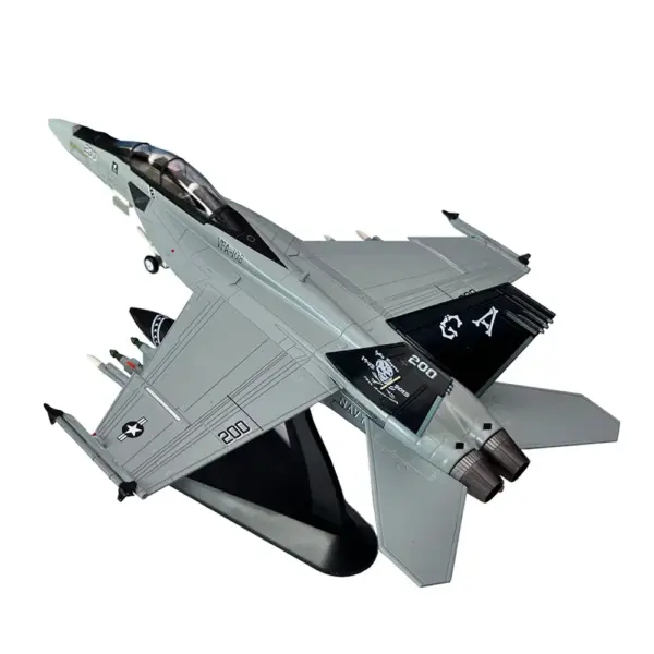 1/72 Scale Diecast F-18 Super Hornet Model - Image 3