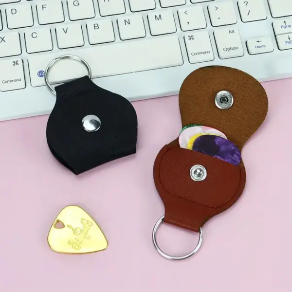 Guitar Pick Storage Bag with 5 Picks - Image 3