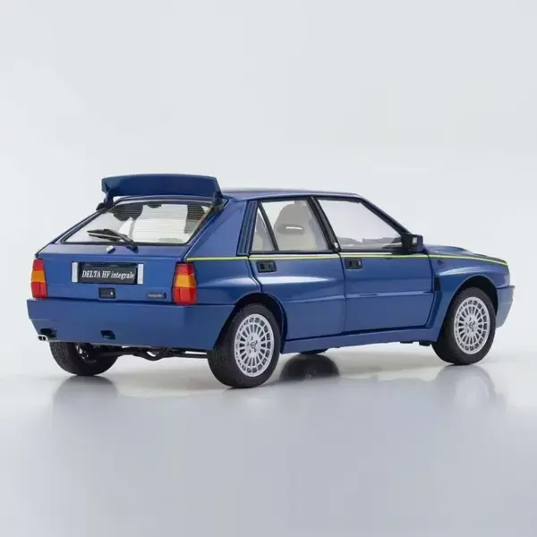 1:18 Scale Diecast Lancia Delta Car Model - Image 4