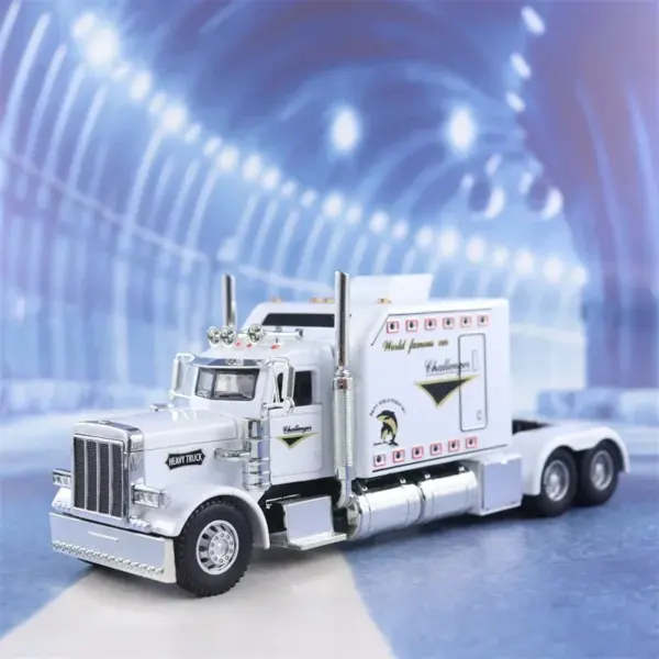 1:24 Peterbilt 389 Alloy Toy Truck Model - Image 9