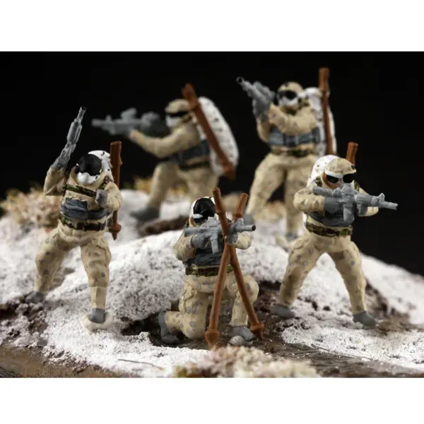 1/72 Scale US Military Snow SEAL Figures Set - Image 2