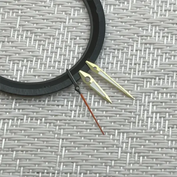 Triangular Luminous Watch Dial for NH34/NH35 - Image 13