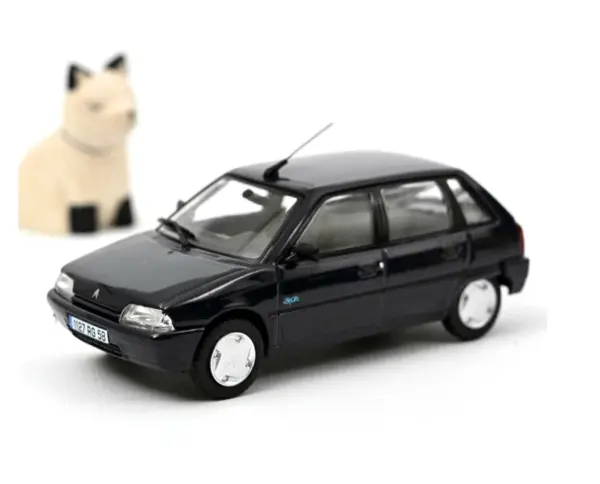 1/43 Scale Citroen AX Ten Diecast Model Car - Image 2