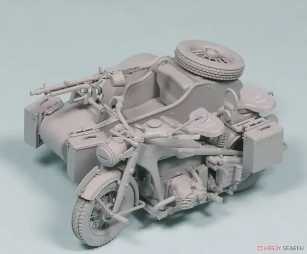1/35 Scale WWII German Motorcycle Model Kit - Image 4