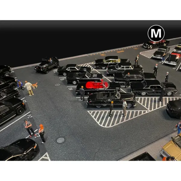 1:64 Scale City Scene Parking Mat 80x55cm - Image 5