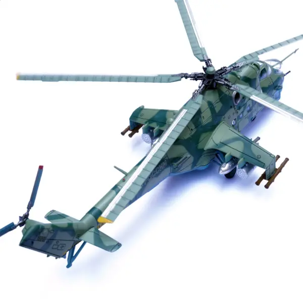 1/72 Scale Russian Mi-24V Helicopter Model - Image 5