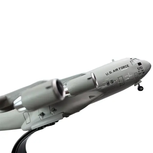 1:200 Scale US C-17 Globemaster III Model - Image 6