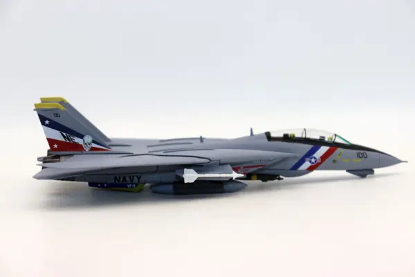 1/100 Scale F-14D Tomcat Diecast Model - Image 5
