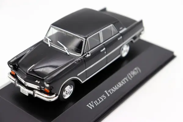 Willys Itamaraty 1967 Diecast Model Car 1:43 - Image 2