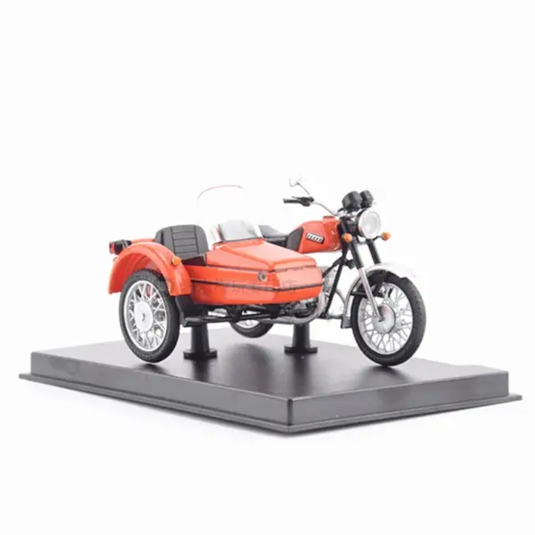 1:24 Scale IZH-JUPITER-5 Motorcycle Model - Image 5