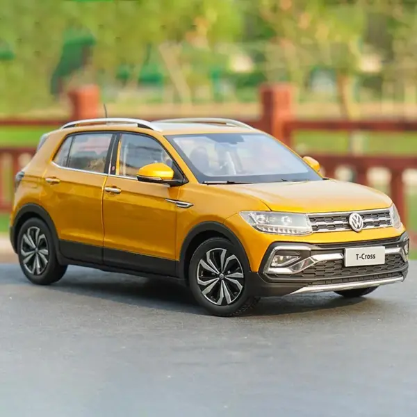 1:18 Scale SAIC T-cross SUV Diecast Model - Image 4