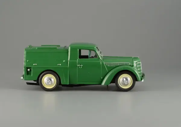 Moskvich APA-7 Diecast Model 1/43 Scale - Image 6