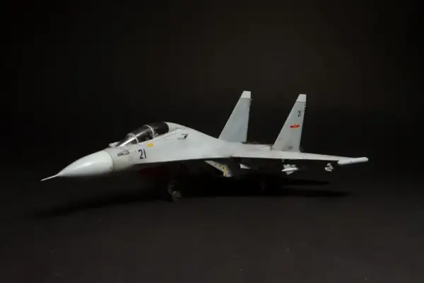 Sukhoi SU-30MK 1/48 Scale Model Kit - Image 3