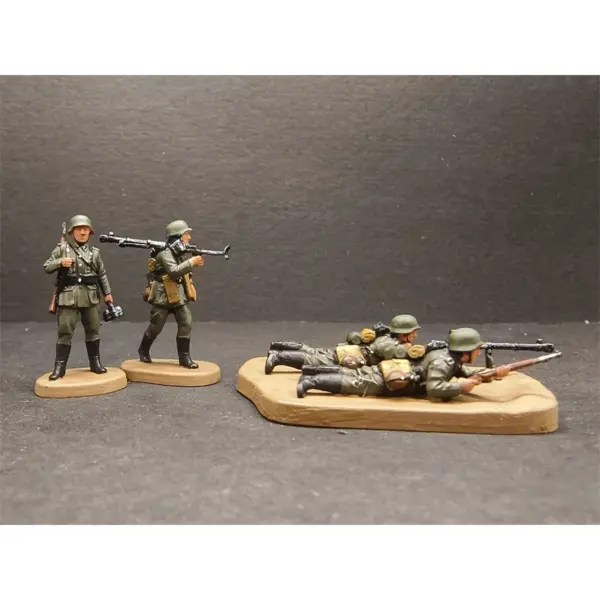 1/72 Scale Resin German Paratrooper Figures 4pcs - Image 6