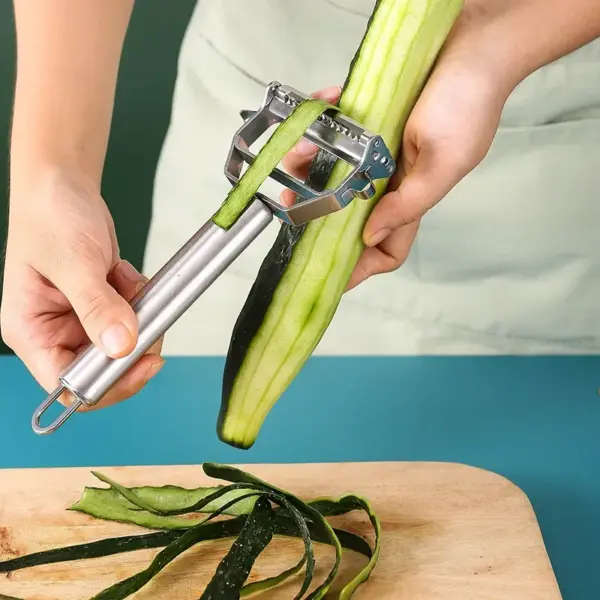 4in1 Stainless Steel Vegetable and Fruit Peeler - Image 2