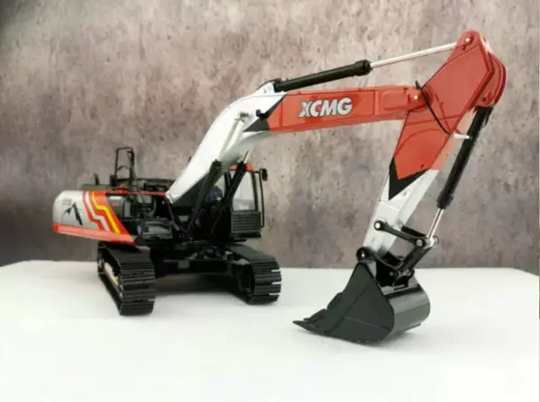 1:30 XCMG XE380DK Excavator Diecast Model - Image 4