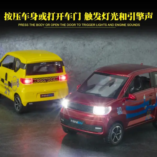 1:24 WULING HONGGUANG MINI EV Alloy Model Car - Image 3