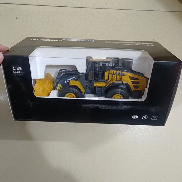 XCMG XC998 1:35 Scale Wheel Loader Model - Image 4