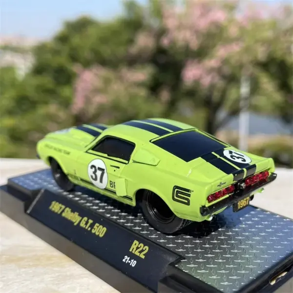 1967 Shelby GT500 1:64 Scale Diecast Model - Image 6