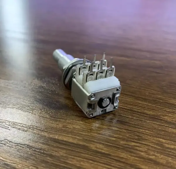 Dual Concentric Potentiometer 25-500K Linear Audio - Image 4