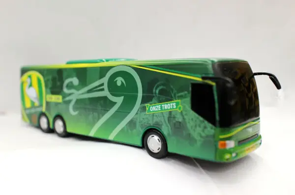 Diecast Football Team Bus Model 22x5x6.5CM - Image 2
