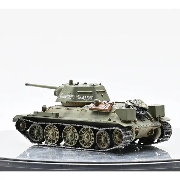 1:72 Scale T34/76 Soviet Tank Model