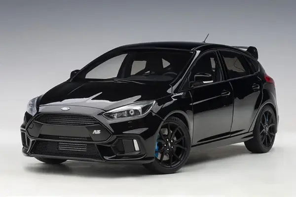 Diecast Ford Focus RS Model 1:18 Scale Car - Image 6