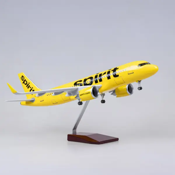 A320NEO Spirit Airlines Diecast Model with Lights - Image 2