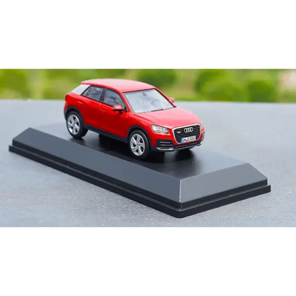 1:43 Scale Q2 Diecast Alloy Car Model - Image 4