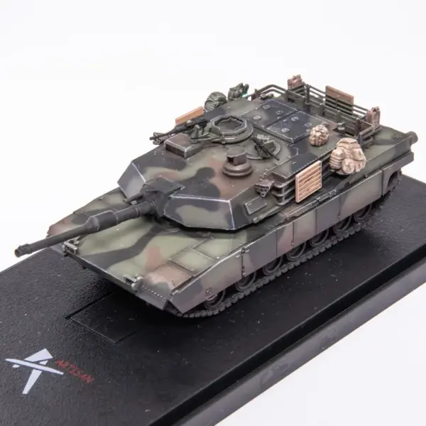 1:72 Scale US M1A2 Abrams Tank Model - Image 5