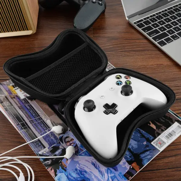 Universal Hard Shell Controller Travel Case - Image 6