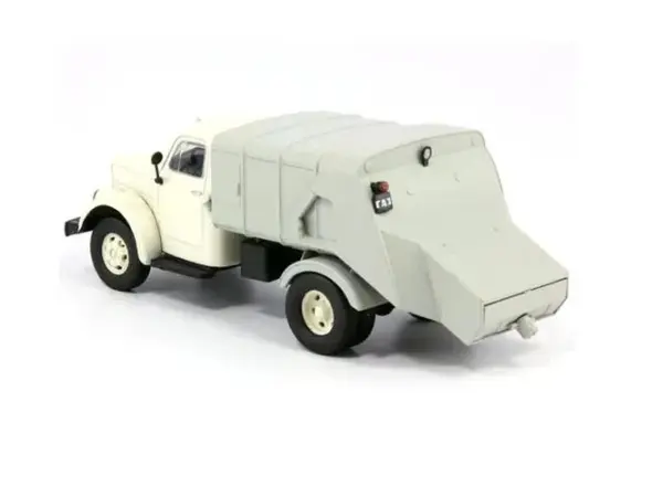 1/43 Scale GAZ-51A Garbage Truck Model - Image 3