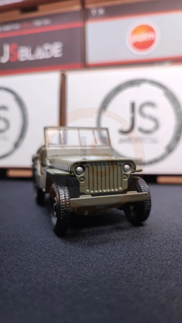 Welly Jeep Willys Scale Model with Rubber Tires - Image 37