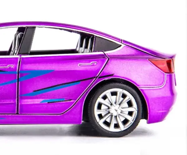1/32 Tesla Alloy Car Model with Sound & Light - Image 4