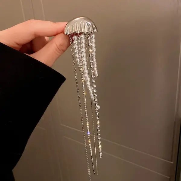 Vintage Crystal Pearl Jellyfish Brooch for Women - Image 3