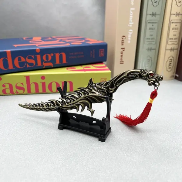 Reduvia Dagger Metal Replica 21cm Ornament - Image 7