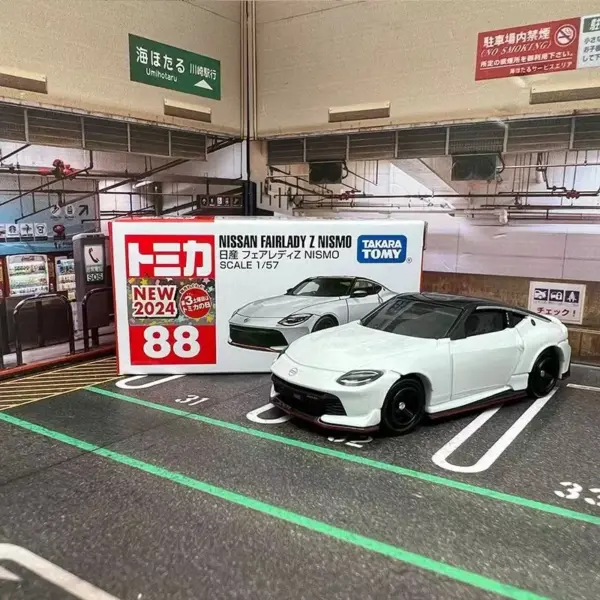 Nissan Toyota Testarossa Diecast Model Car - Image 38
