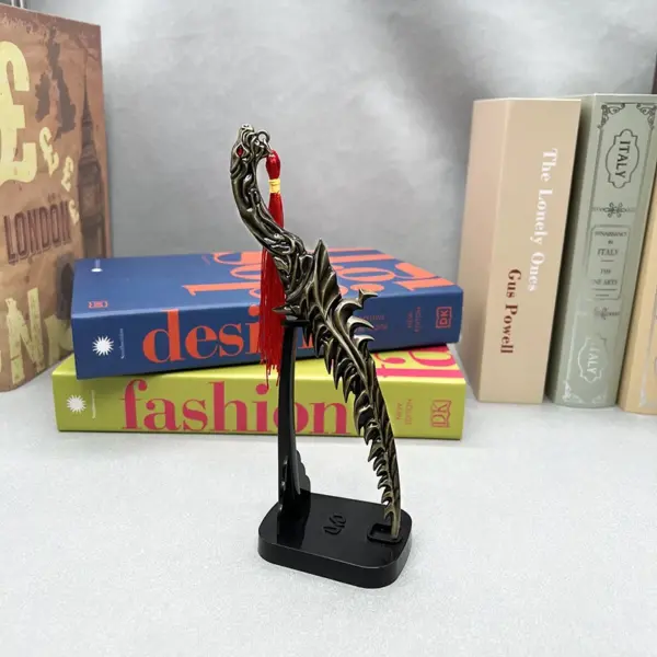 Reduvia Dagger Metal Replica 21cm Ornament - Image 6