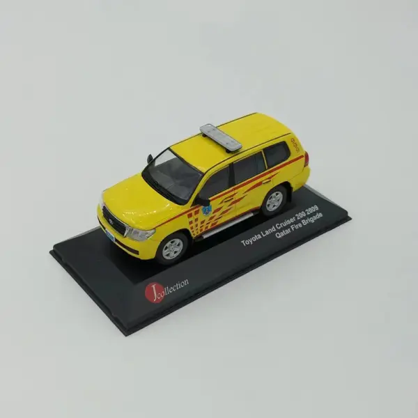 Toyota Land Cruiser 200 1:43 Alloy Model - Image 2