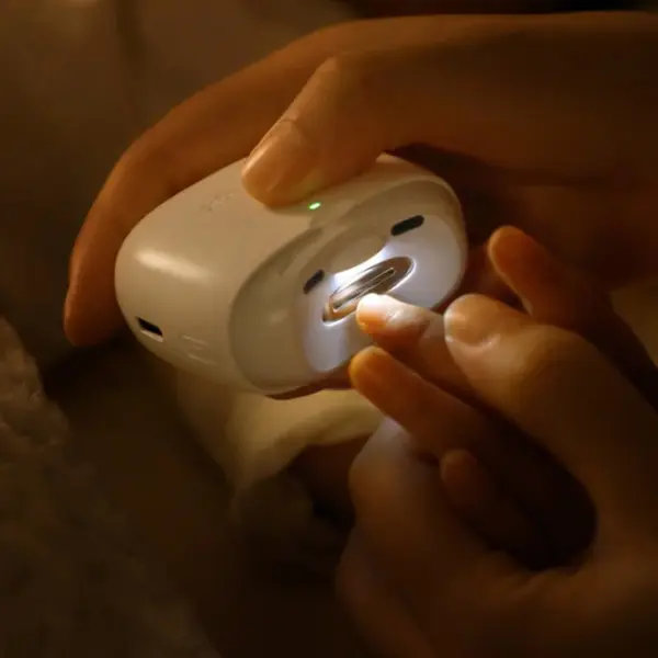 Automatic Electric Nail Clippers with Light - Image 5