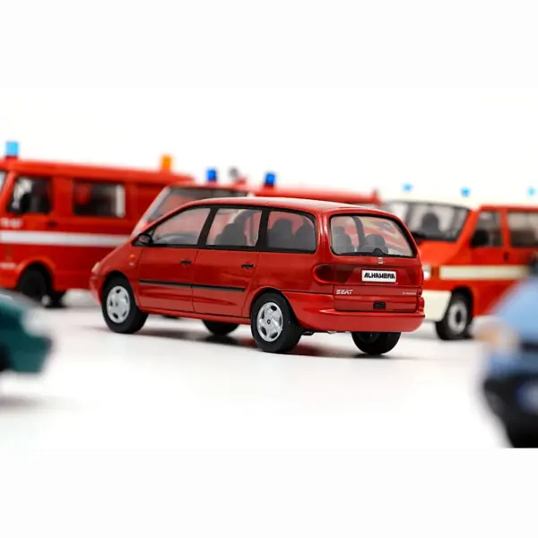 1:43 Scale Seat Alhambra MPV Alloy Model - Image 4