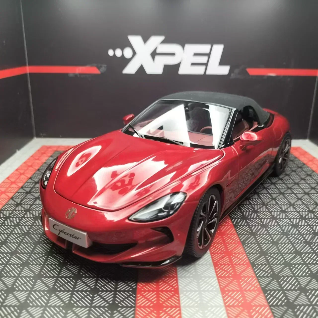 2023 MG Cyberster Diecast Sports Car Model 2 2023 MG Cyberster Diecast Sports Car Model - Image 2