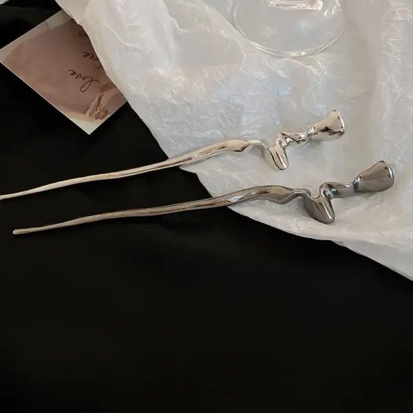Geometric Metal Hairpins and Combs Set - Image 6