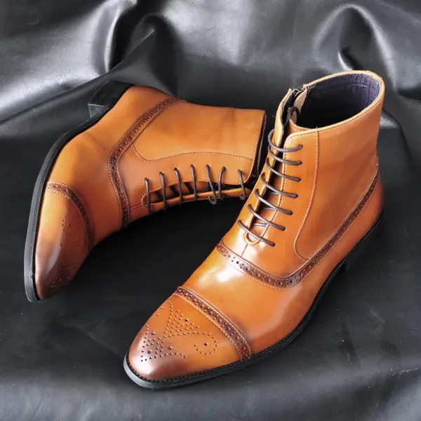 Men's Chelsea Boots with Pointed Toe Design - Image 11