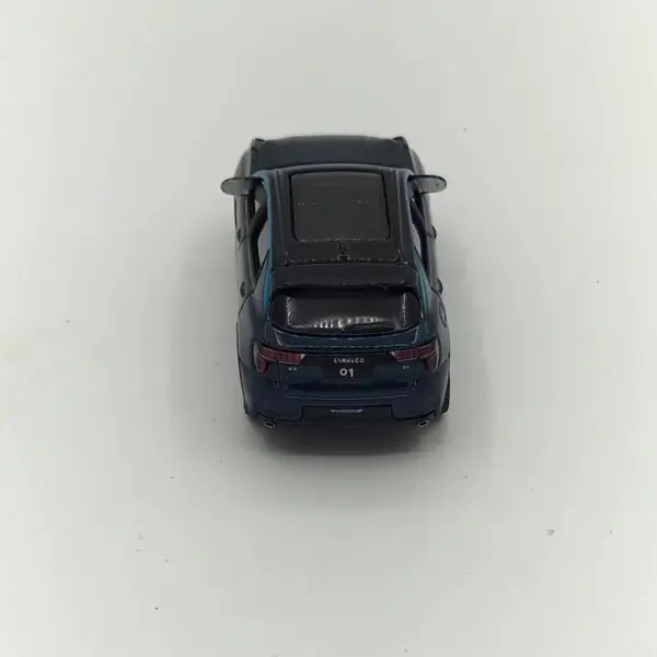 Lynk & Co 01 1:64 Scale Diecast Model Car - Image 4
