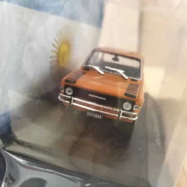 Fiat Iava 128TV 1971 Diecast Model Car 1:43 with Finish Flaws - Image 3