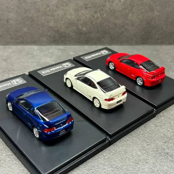 Honda Integra Type R DC5 Diecast Car Model - Image 3