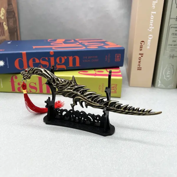 Reduvia Dagger Metal Replica 21cm Ornament - Image 5