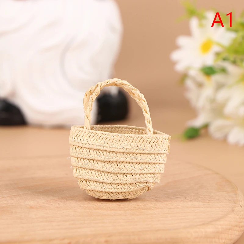 Mini Straw Handbags for Dollhouse Decor 7 Mini Straw Handbags for Dollhouse Decor - Image 7