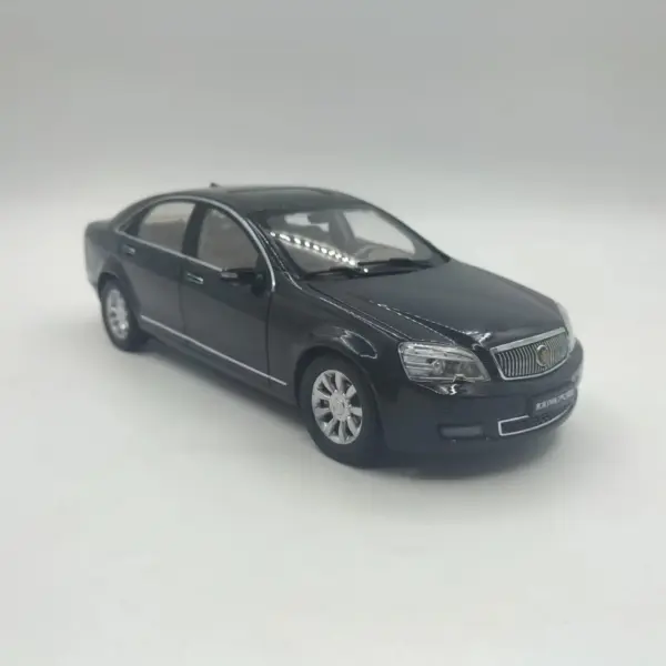 Shanghai Bui Boulevard 1:18 Scale Car Model